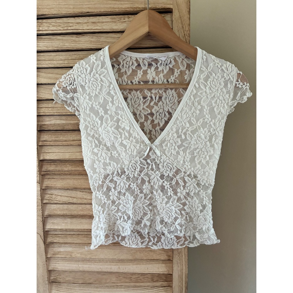 Sugar Coded White Floral Lace Babydoll Top V-Neck Cap Sleeve Coquette Romantic M
